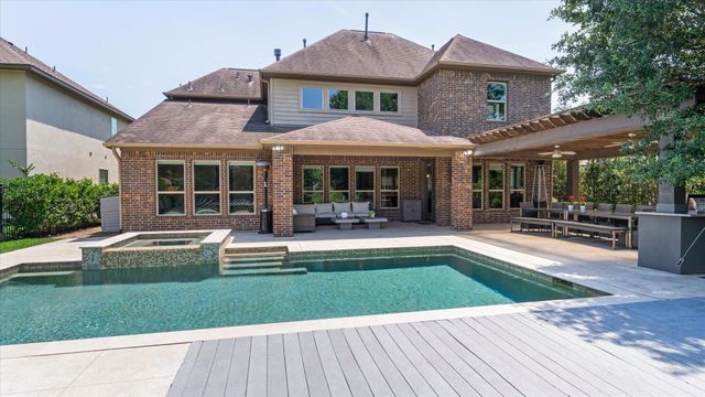 19 Gracenote Place, Tomball, TX 77375