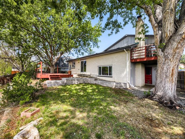 8874 W Harvard Drive, Lakewood, CO 80227
