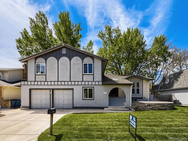8874 W Harvard Drive, Lakewood, CO 80227