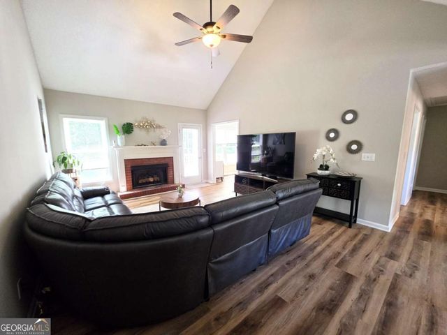 5843 Millers Pond Lane, Powder Springs, GA 30127