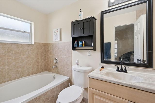 2744 PALM ISLE WAY, Orlando, FL 32829