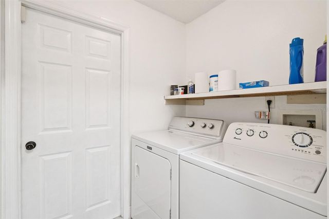 2744 PALM ISLE WAY, Orlando, FL 32829