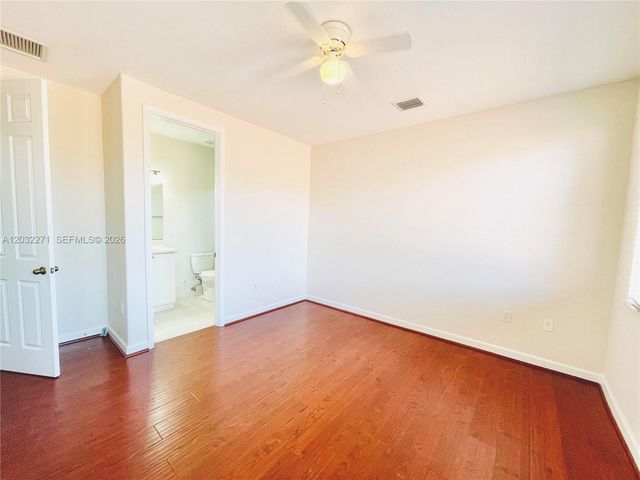 7427 SW 189th St, Cutler Bay, FL 33157