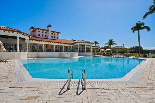 7427 SW 189th St, Cutler Bay, FL 33157
