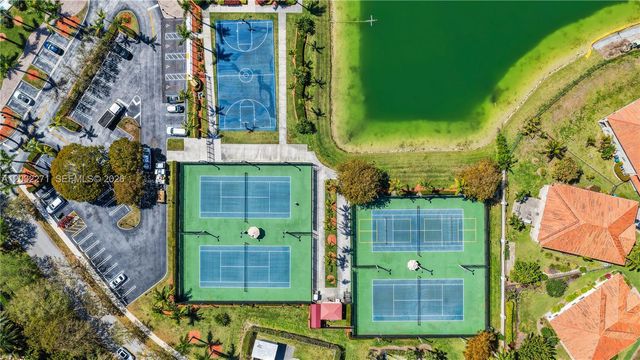7427 SW 189th St, Cutler Bay, FL 33157