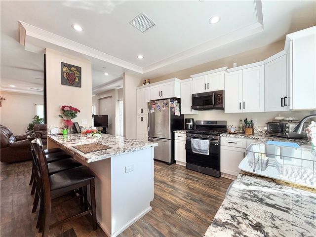 845 S San Jacinto Street, Hemet, CA 92543