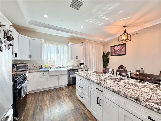 845 S San Jacinto Street, Hemet, CA 92543