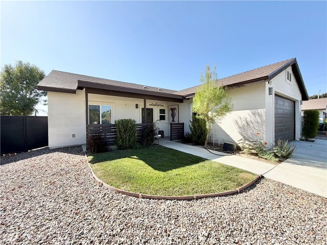 845 S San Jacinto Street, Hemet, CA 92543