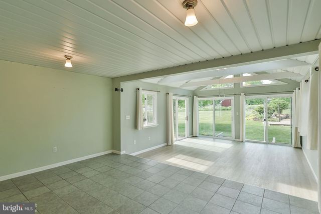 4074 OLD SENTRY RD, Allentown, PA 18104