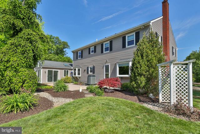 4074 OLD SENTRY RD, Allentown, PA 18104