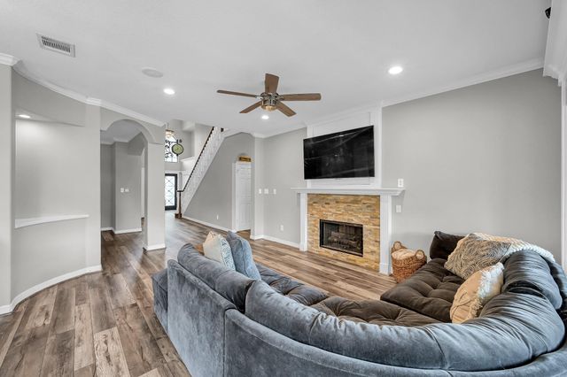 12394 Pebble View Drive, Conroe, TX 77304