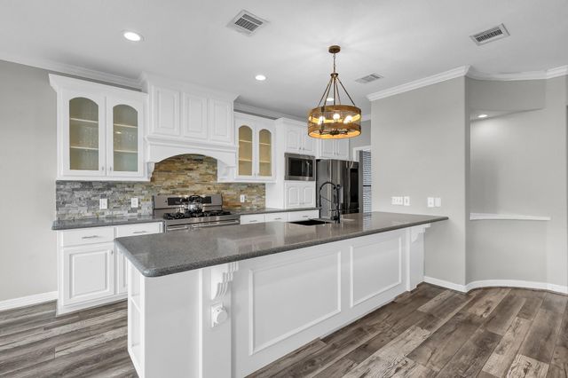 12394 Pebble View Drive, Conroe, TX 77304