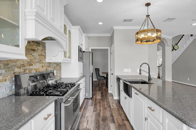 12394 Pebble View Drive, Conroe, TX 77304