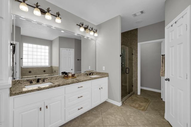 12394 Pebble View Drive, Conroe, TX 77304