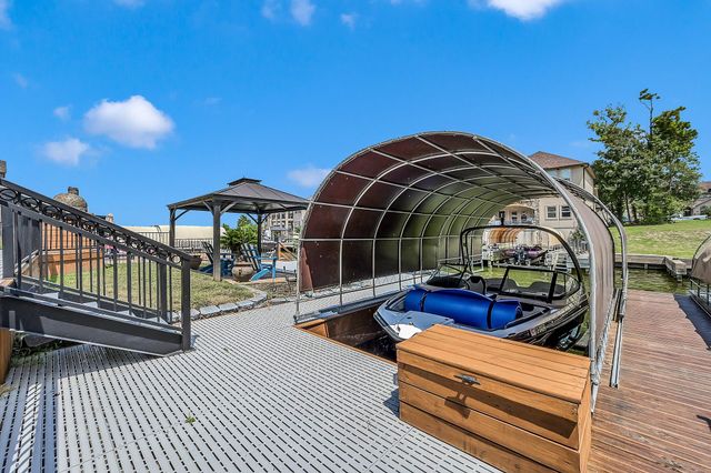 12394 Pebble View Drive, Conroe, TX 77304