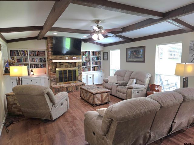 450 Pennington Street, Lovelady, TX 75851