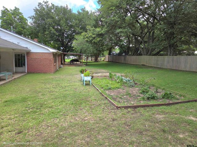 450 Pennington Street, Lovelady, TX 75851