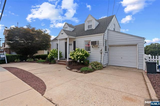 38 Hackensack Street, Wood Ridge, NJ 07075