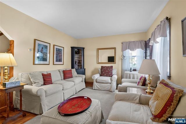38 Hackensack Street, Wood Ridge, NJ 07075