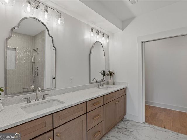 1050 Blair Lane 102, Peachtree City, GA 30269