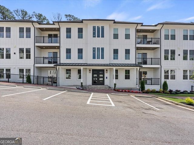 1050 Blair Lane 102, Peachtree City, GA 30269