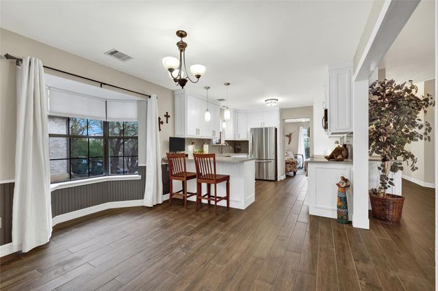 208 Quail Creek DR, San Marcos, TX 78666