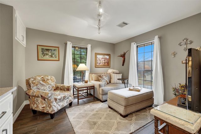 208 Quail Creek DR, San Marcos, TX 78666