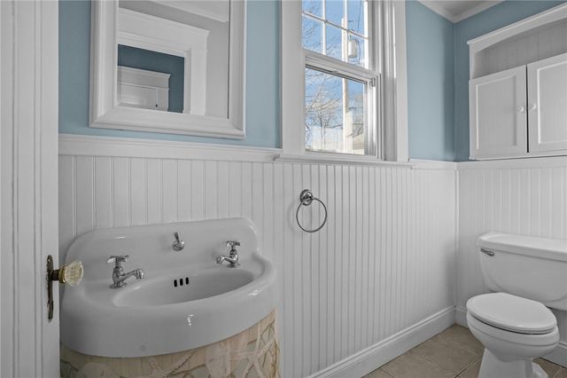 58 Youngs Avenue, West Warwick, RI 02893