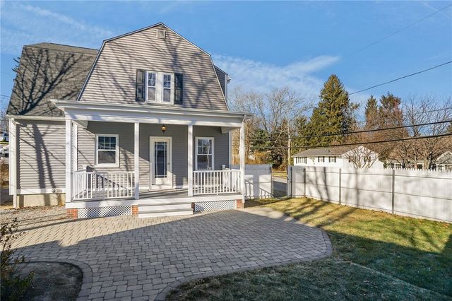 58 Youngs Avenue, West Warwick, RI 02893