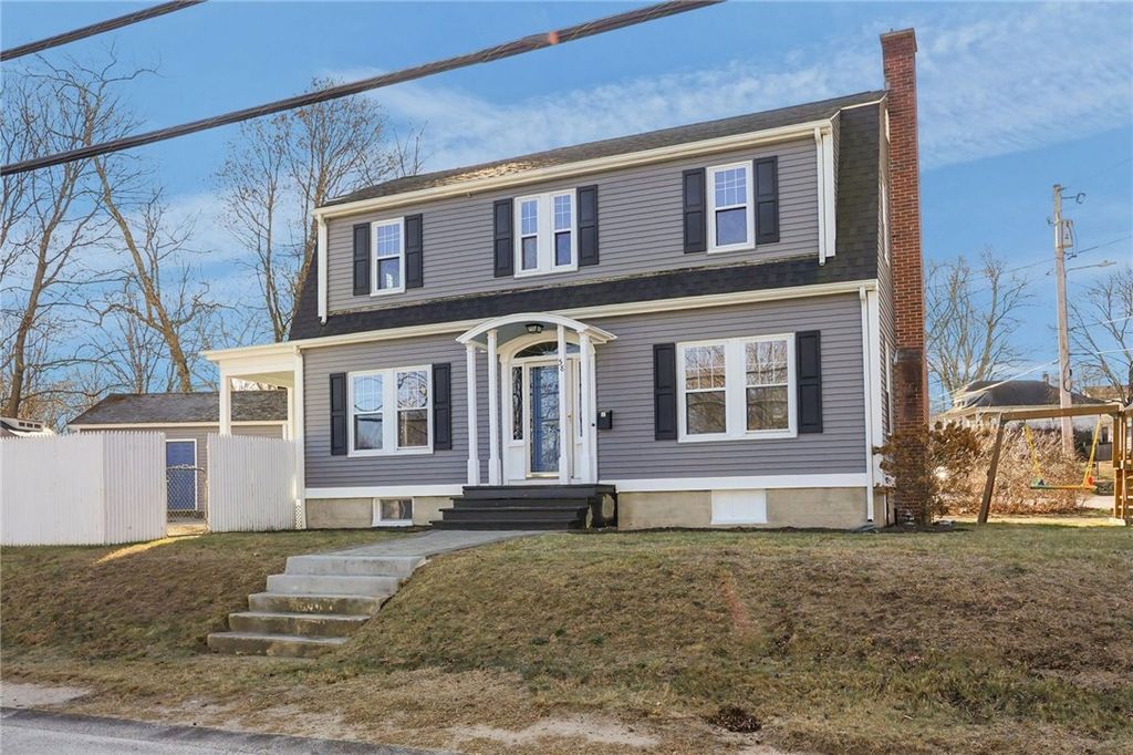 58 Youngs Avenue, West Warwick, RI 02893