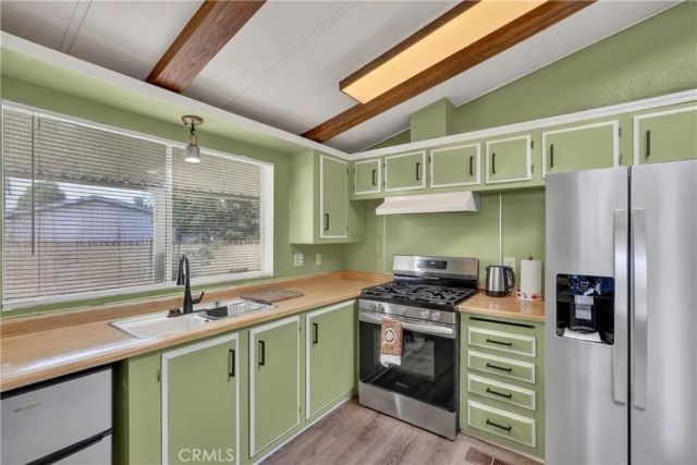209 Flora vista Street, San Jacinto, CA 92582