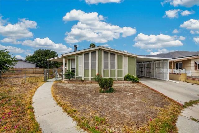 209 Flora vista Street, San Jacinto, CA 92582