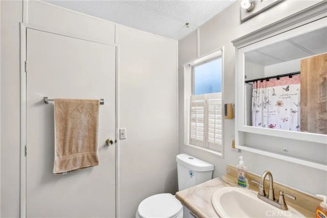 209 Flora vista Street, San Jacinto, CA 92582