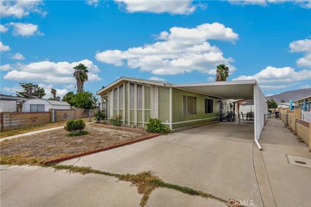209 Flora vista Street, San Jacinto, CA 92582
