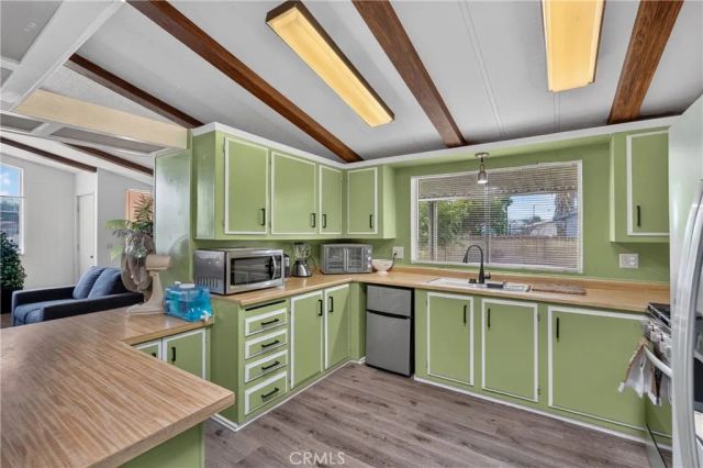 209 Flora vista Street, San Jacinto, CA 92582