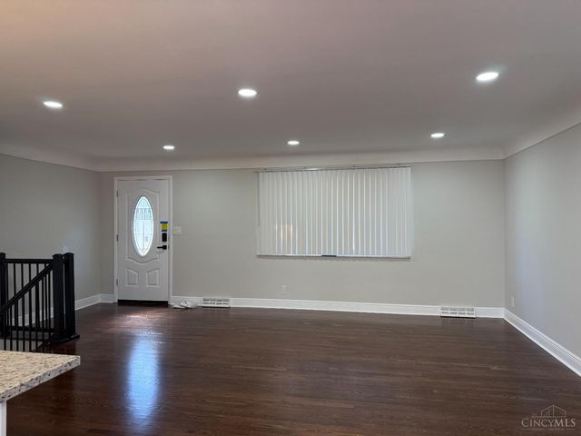 1148 Hollywood Avenue, Cincinnati, OH 45224