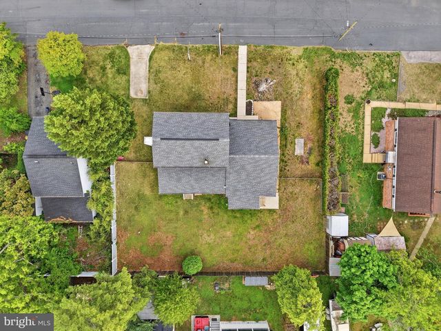 1816 KEYMAR RD, Edgewater, MD 21037