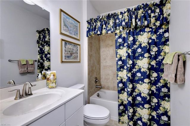 4393 Harrington CMNS, Williamsburg, VA 23188