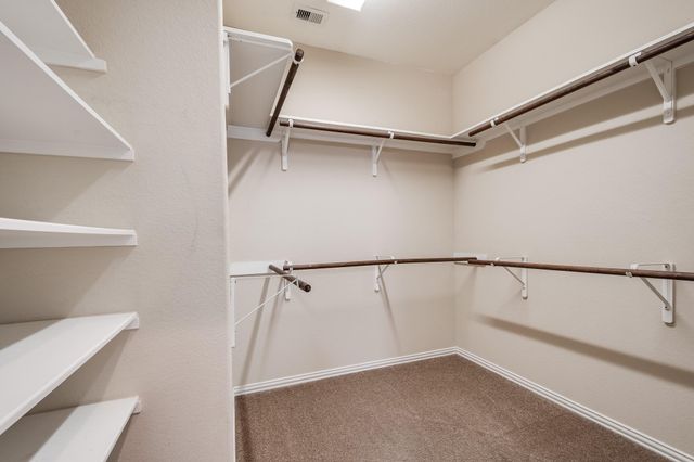 2813 Lost Maples Drive, Pearland, TX 77584