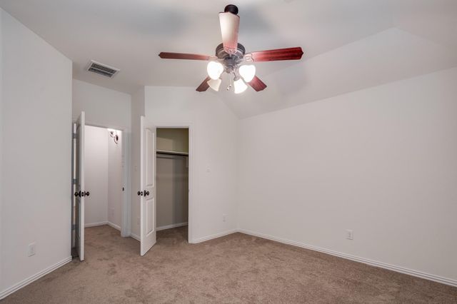 2813 Lost Maples Drive, Pearland, TX 77584
