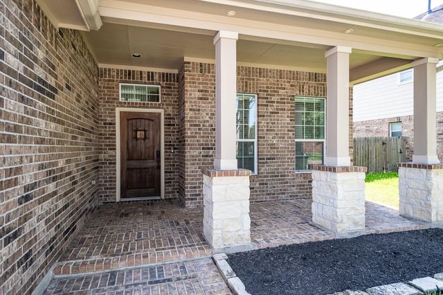 2813 Lost Maples Drive, Pearland, TX 77584