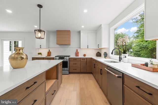 23 NELSON RIDGE RD, Princeton, NJ 08540