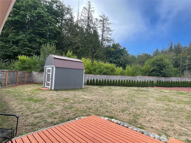 1988 Cascade View Drive, Camano Island, WA 98282