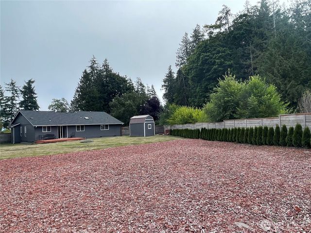 1988 Cascade View Drive, Camano Island, WA 98282