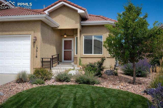13916 Paradise Villas Grove, Colorado Springs, CO 80921