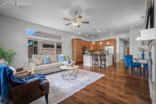 13916 Paradise Villas Grove, Colorado Springs, CO 80921