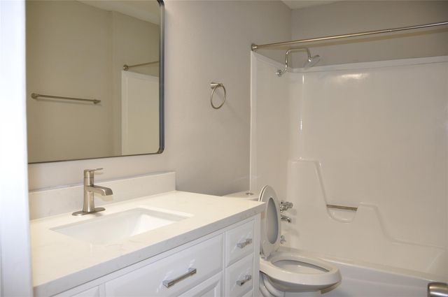 11802 Argonne Forest TRL A, Austin, TX 78759