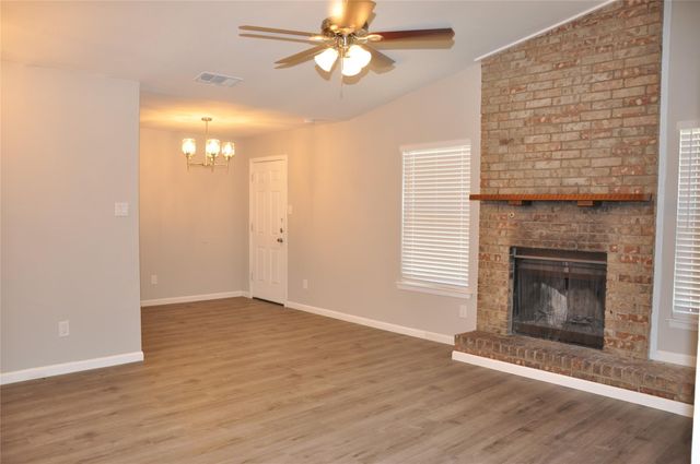 11802 Argonne Forest TRL A, Austin, TX 78759