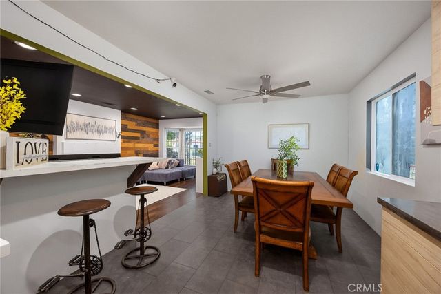 2500 Carlos St, Alhambra, CA 91803