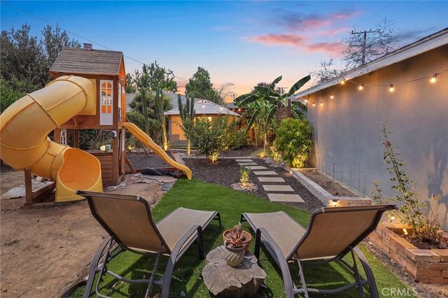 2500 Carlos St, Alhambra, CA 91803
